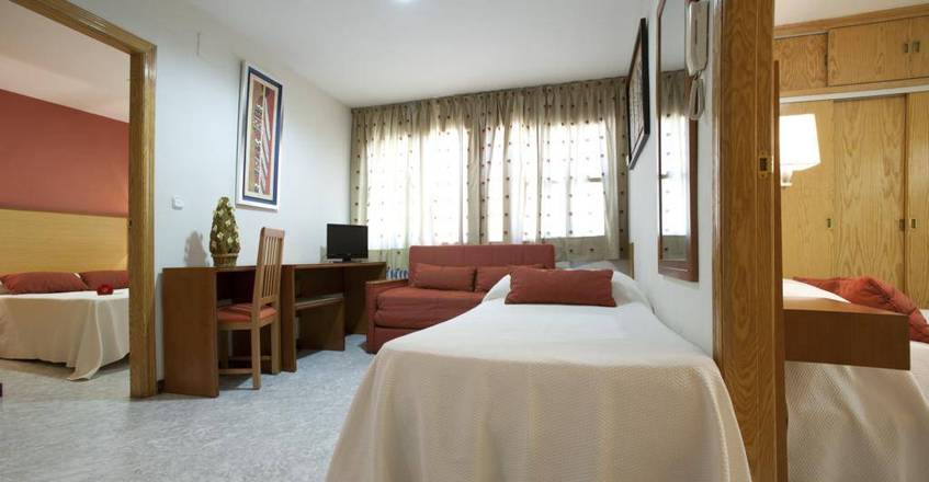 Apartamentos Tur&iacute;sticos Los Girasoles II, Granada