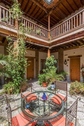 Abad&iacute;a Hotel, Granada