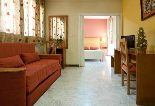Apartamentos Tur&iacute;sticos Los Girasoles II, Granada