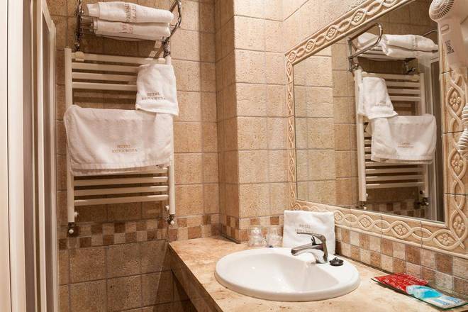 Hotel Boutique Reina Mora, Granada