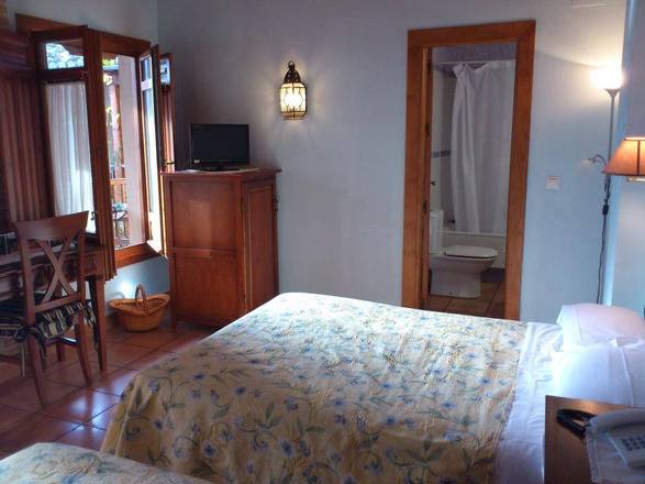 Abad&iacute;a Hotel, Granada