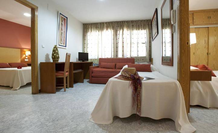 Apartamentos Tur&iacute;sticos Los Girasoles II, Granada