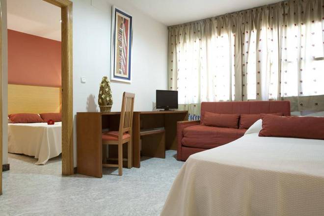 Apartamentos Tur&iacute;sticos Los Girasoles II, Granada