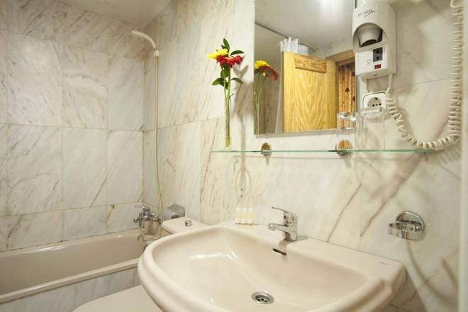 Apartamentos Tur&iacute;sticos Los Girasoles II, Granada