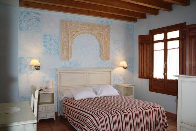 Abad&iacute;a Hotel, Granada