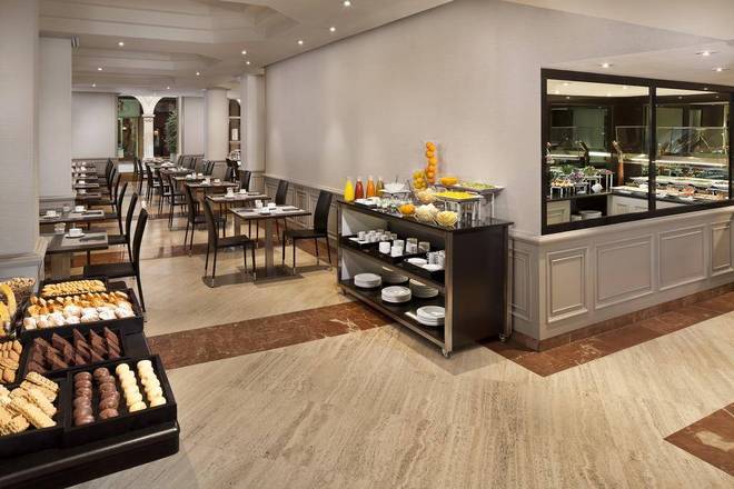 Melia Granada, Granada