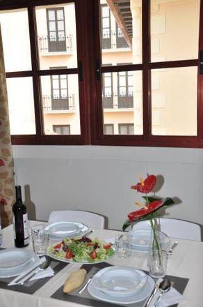 Apartamentos Tur&iacute;sticos Los Girasoles II, Granada