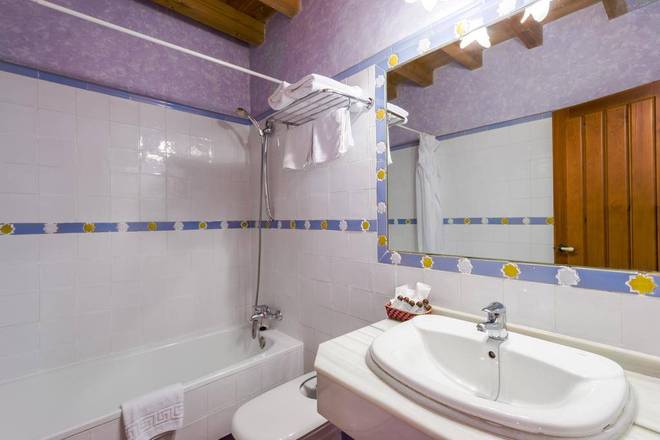 Abad&iacute;a Hotel, Granada