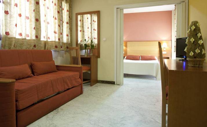 Apartamentos Tur&iacute;sticos Los Girasoles II, Granada