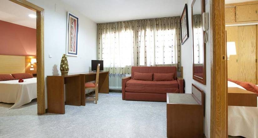 Apartamentos Tur&iacute;sticos Los Girasoles II, Granada
