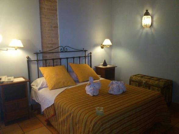 Abad&iacute;a Hotel, Granada