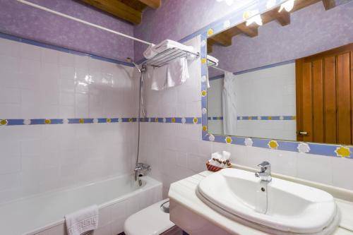 Abad&iacute;a Hotel, Granada